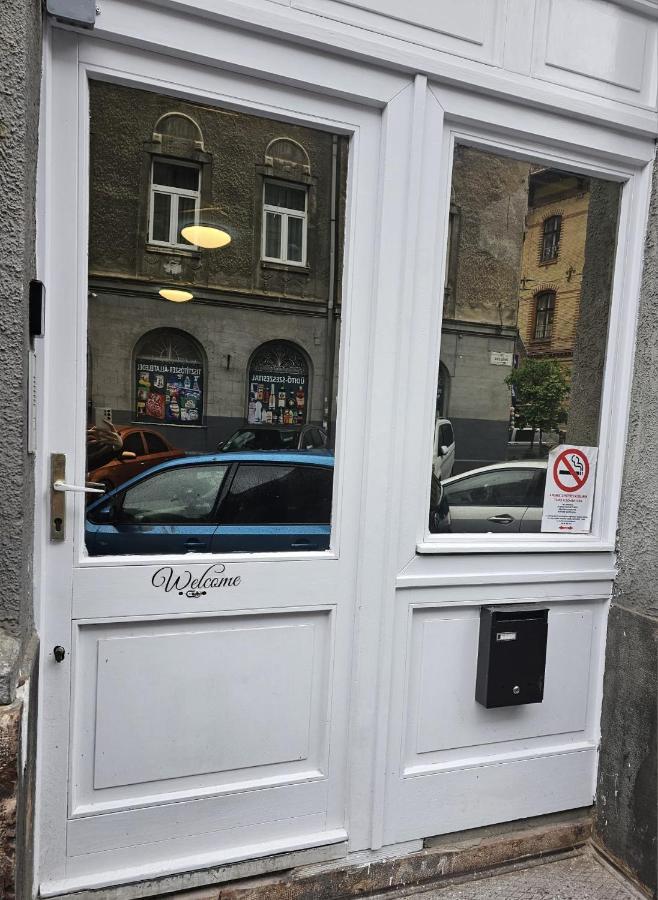 7Dab 6 Contactless Self Check-In Apartment Budapest Bagian luar foto